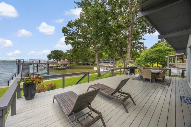 524 Sampan Drive, Tool, TX 75143