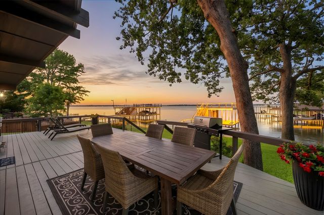 524 Sampan Drive, Tool, TX 75143