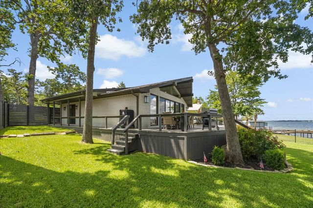 524 Sampan Drive, Tool, TX 75143