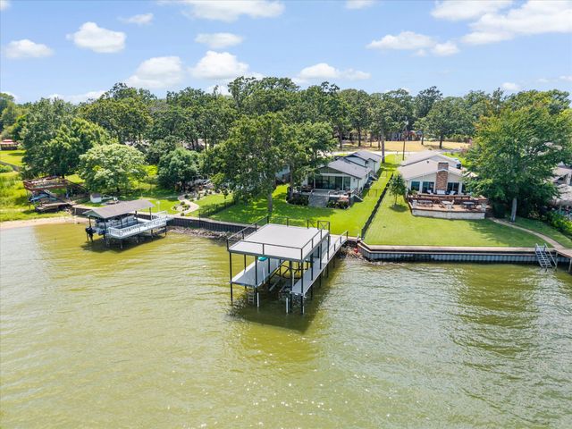 524 Sampan Drive, Tool, TX 75143