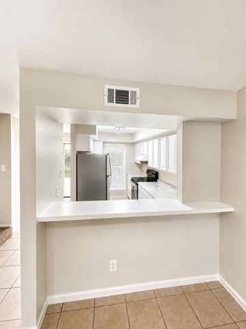 8714 Victorian Village Drive 8, Houston, TX 77071