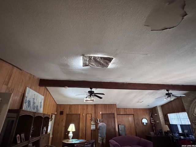 205 W Mayfield, San Antonio, TX 78221