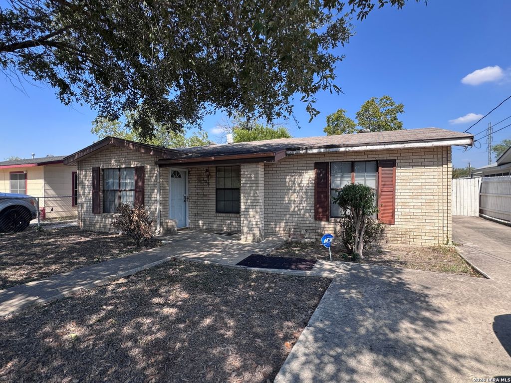 205 W Mayfield, San Antonio, TX 78221