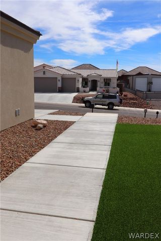 3383 Sunbeam Drive, Bullhead City, AZ 86429