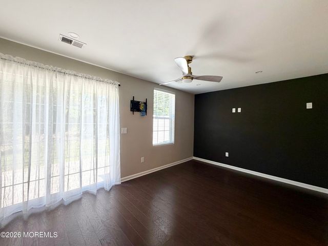 305 Spirit Way, Brick, NJ 08723