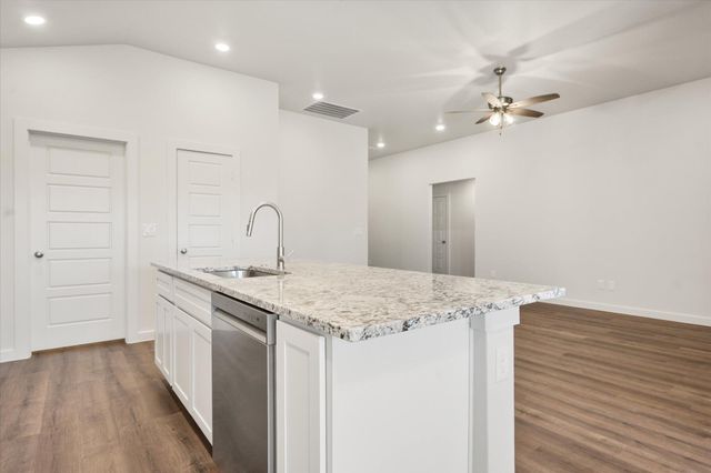 1313 N Chicago Avenue, Lubbock, TX 79416