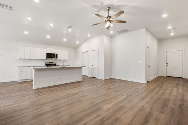 1313 N Chicago Avenue, Lubbock, TX 79416