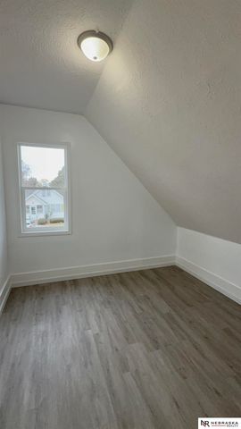 3719 X Street, Omaha, NE 68107