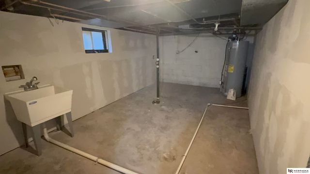 3719 X Street, Omaha, NE 68107