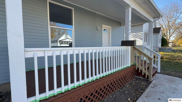 3719 X Street, Omaha, NE 68107