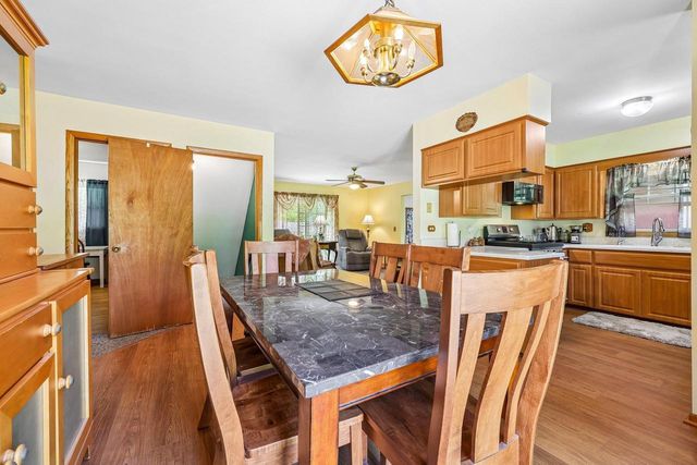 135 Riverview Heights, Mayville, WI 53050