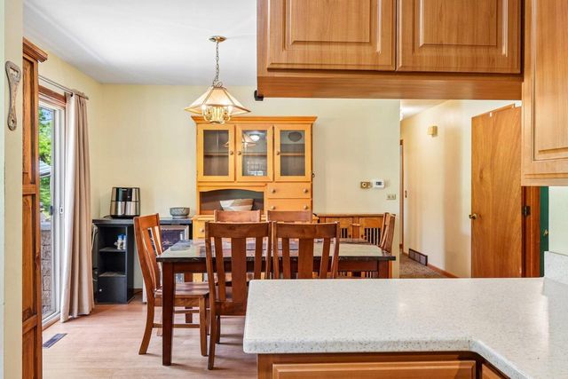 135 Riverview Heights, Mayville, WI 53050
