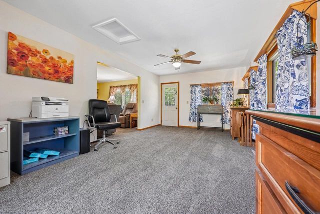 135 Riverview Heights, Mayville, WI 53050
