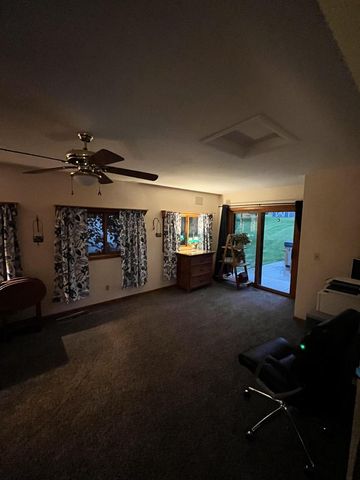 135 Riverview Heights, Mayville, WI 53050