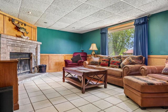 135 Riverview Heights, Mayville, WI 53050