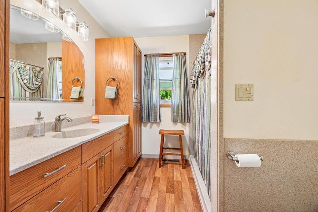 135 Riverview Heights, Mayville, WI 53050