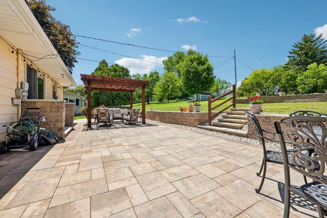 135 Riverview Heights, Mayville, WI 53050
