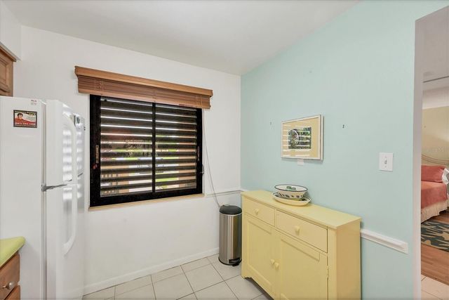 5216 LAKE VILLAGE DRIVE 71, Sarasota, FL 34235