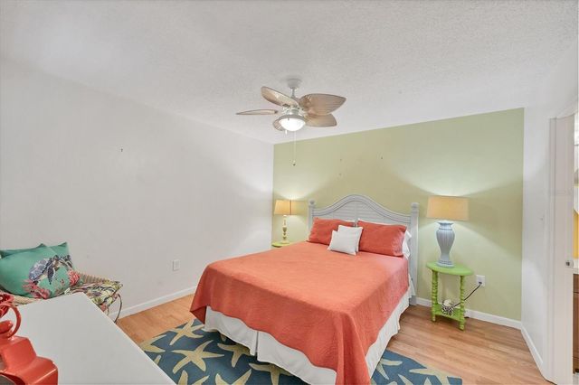 5216 LAKE VILLAGE DRIVE 71, Sarasota, FL 34235