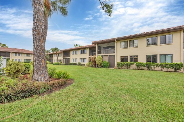 5216 LAKE VILLAGE DRIVE 71, Sarasota, FL 34235