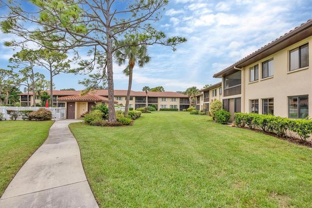 5216 LAKE VILLAGE DRIVE 71, Sarasota, FL 34235