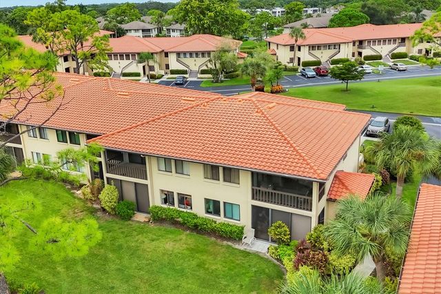 5216 LAKE VILLAGE DRIVE 71, Sarasota, FL 34235