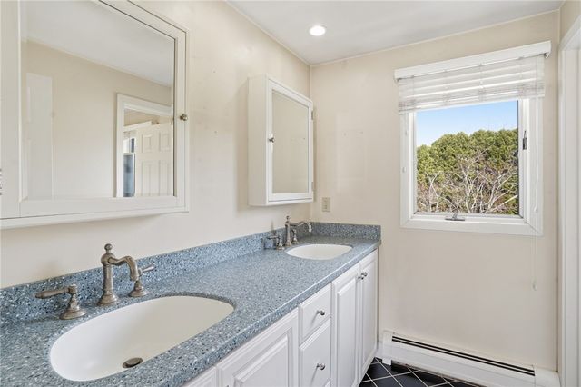 20 Sherman Avenue, Bristol, RI 02809