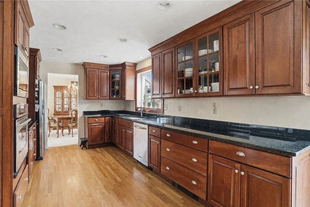 20 Sherman Avenue, Bristol, RI 02809