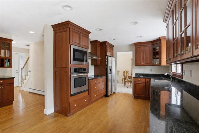 20 Sherman Avenue, Bristol, RI 02809