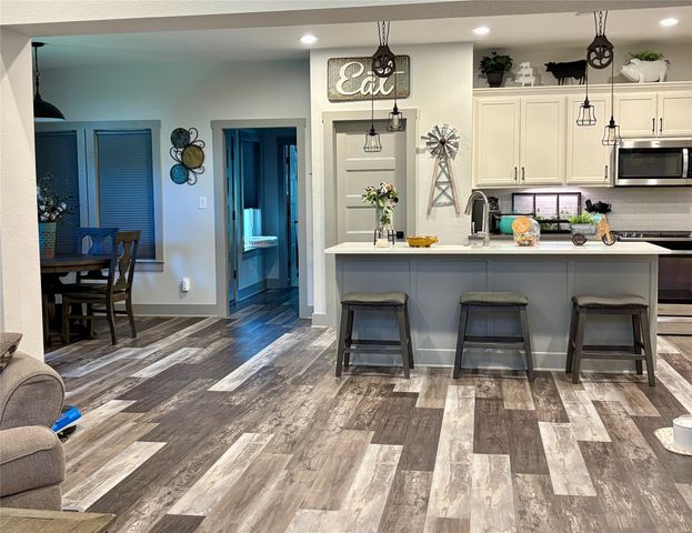 4709 Dry Creek Road, Sherman, TX 75092