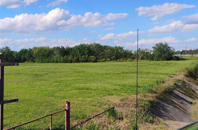 5745 W Port Arthur Road, Port Arthur, TX 77640