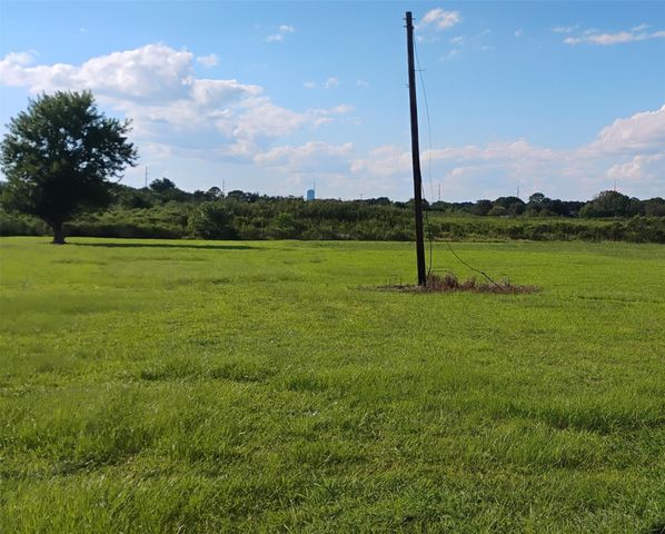 5745 W Port Arthur Road, Port Arthur, TX 77640