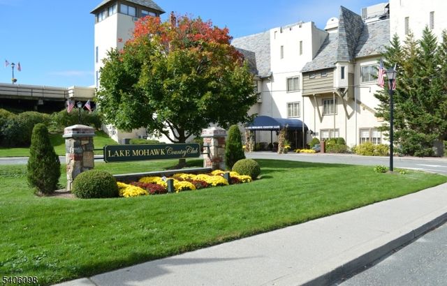 53 Oakwood Trl, Sparta Twp., NJ 07871