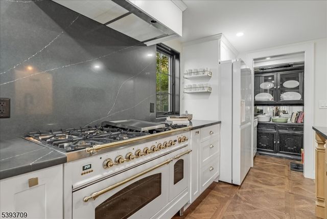 53 Oakwood Trl, Sparta Twp., NJ 07871