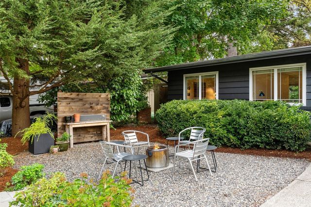 16025 NE 27th Street, Bellevue, WA 98008