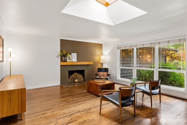 16025 NE 27th Street, Bellevue, WA 98008