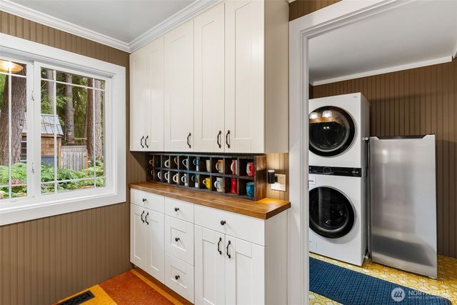 16025 NE 27th Street, Bellevue, WA 98008