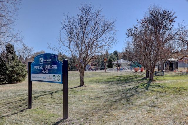 320 S Simms Street, Lakewood, CO 80228