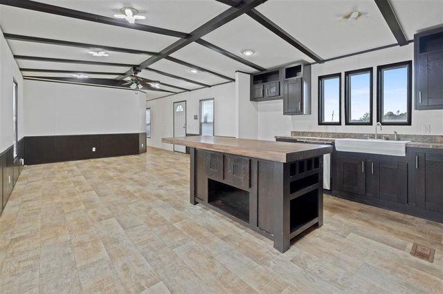 7717 Effie Nina Way, Lake Charles, LA 70615