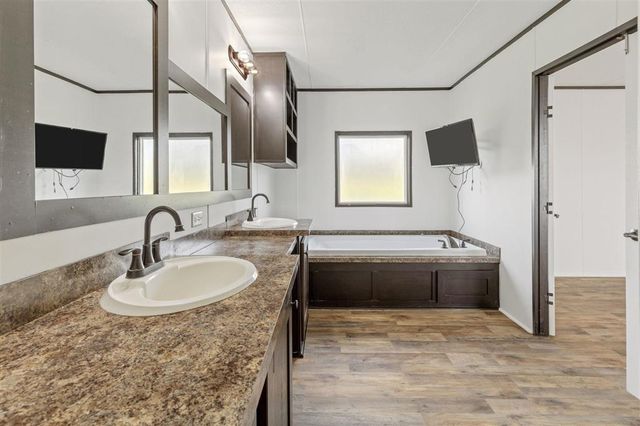 7717 Effie Nina Way, Lake Charles, LA 70615