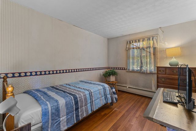 25 Kings Mountain Dr, West Boylston, MA 01583