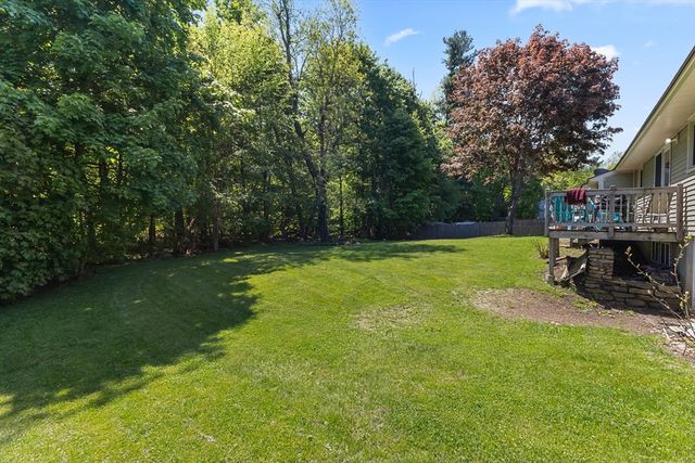 25 Kings Mountain Dr, West Boylston, MA 01583
