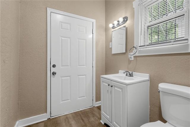 3005 E 32nd Street, Kansas City, MO 64128