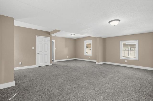 3005 E 32nd Street, Kansas City, MO 64128