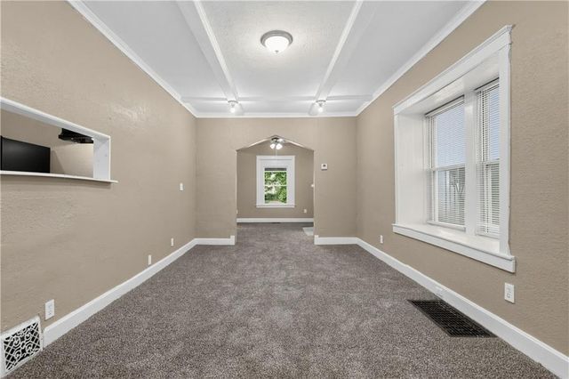 3005 E 32nd Street, Kansas City, MO 64128