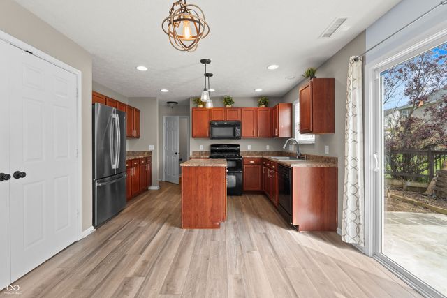 5415 Misthaven Lane, Greenwood, IN 46143