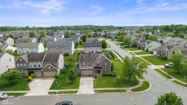 5415 Misthaven Lane, Greenwood, IN 46143
