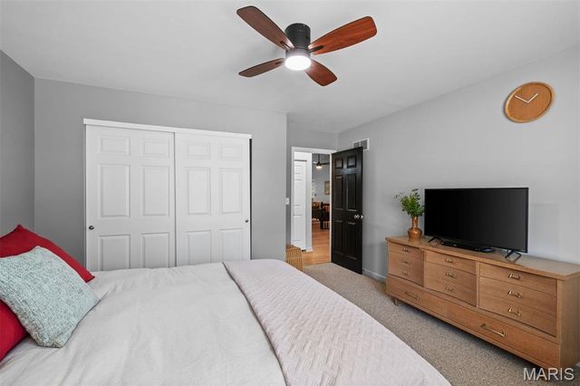 2411 S Lakeridge Court 17, Lake St Louis, MO 63367