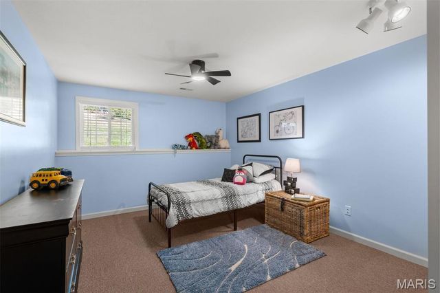 2411 S Lakeridge Court 17, Lake St Louis, MO 63367