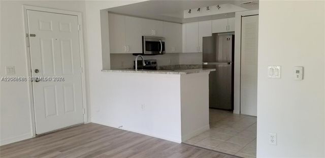 4195 N Haverhill Rd 303, West Palm Beach, FL 33417
